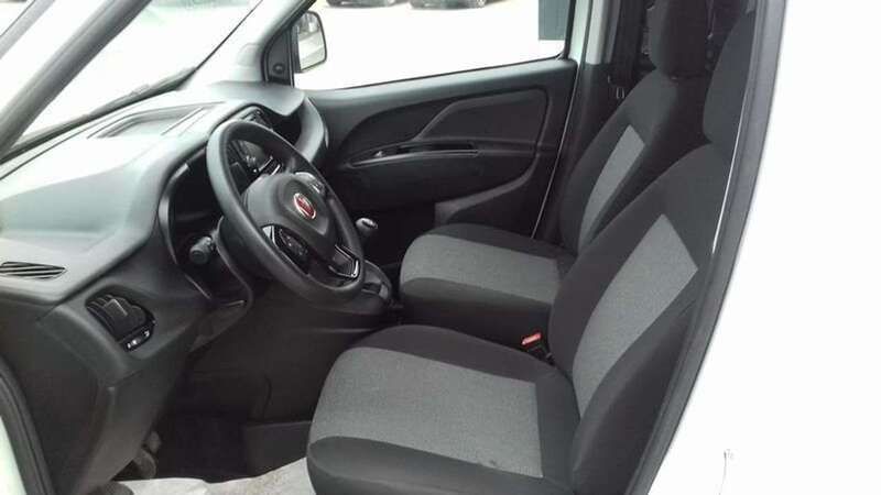 Usata Fiat Doblò Business 95 CV (69 kW) 2020 Bianco Monovolume