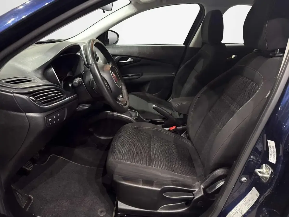 Usata Fiat Tipo Lounge 120 CV (88 kW) 2019 Blu Station wagon