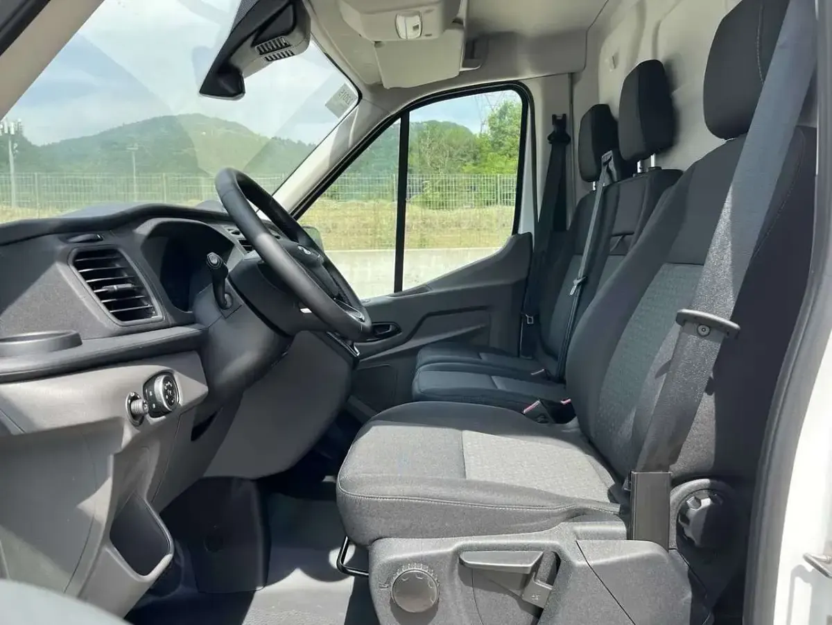 Occasion Ford Transit 131 ch (96 kW) 2025 Other Van