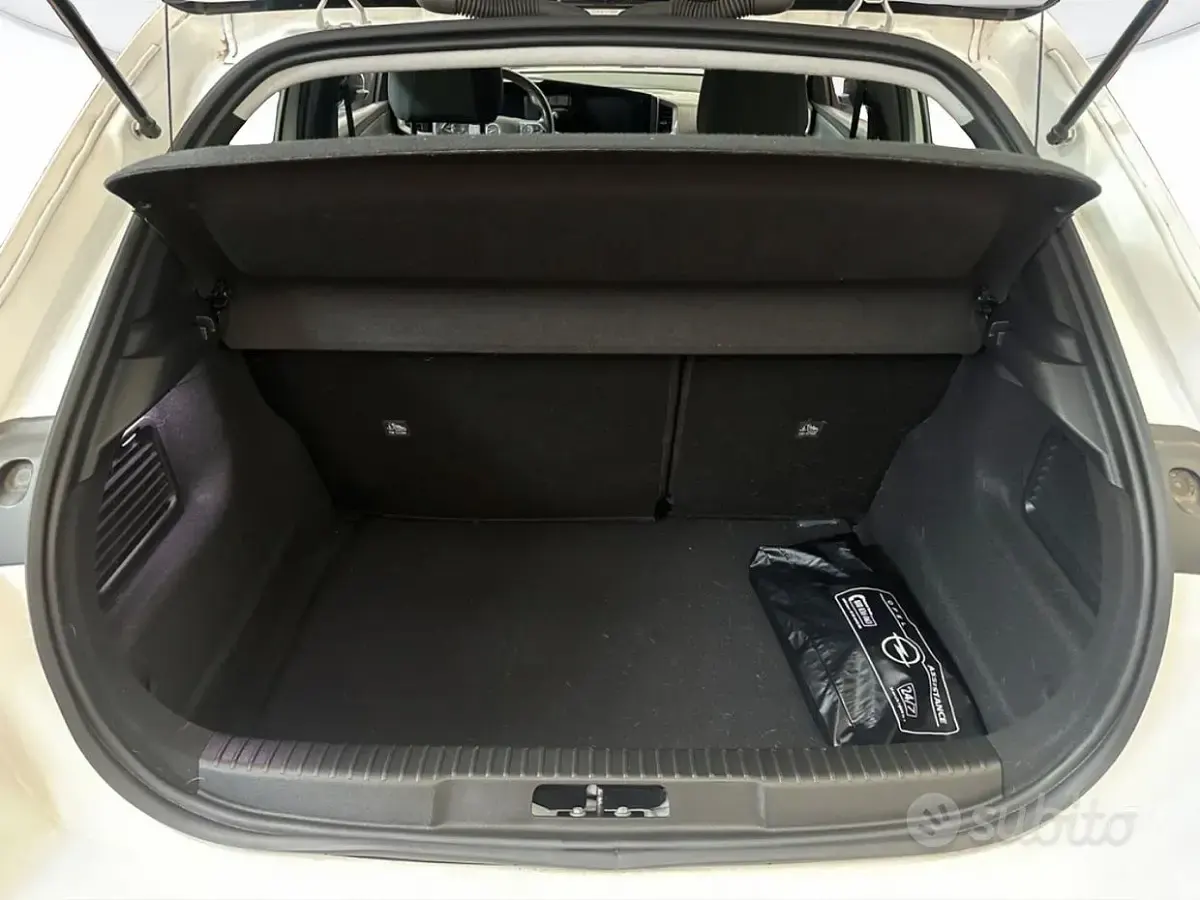 Usata Opel Mokka Edition 101 CV (74 kW) 2023 Bianco SUV