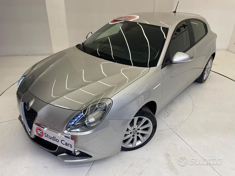 Usata Alfa Romeo Giulietta Business 120 CV (88 kW) 2020 Other Utilitaria