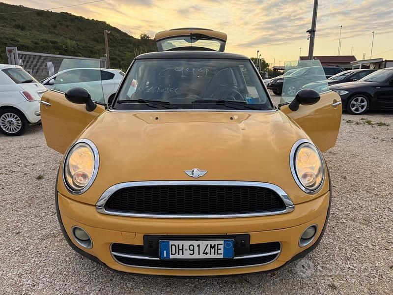 Usata Mini Cooper D 108 CV (79 kW) 2008 Giallo Utilitaria
