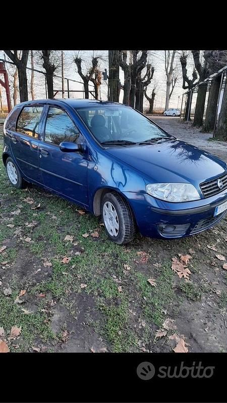 Usata Fiat Punto 2005 Blu Utilitaria