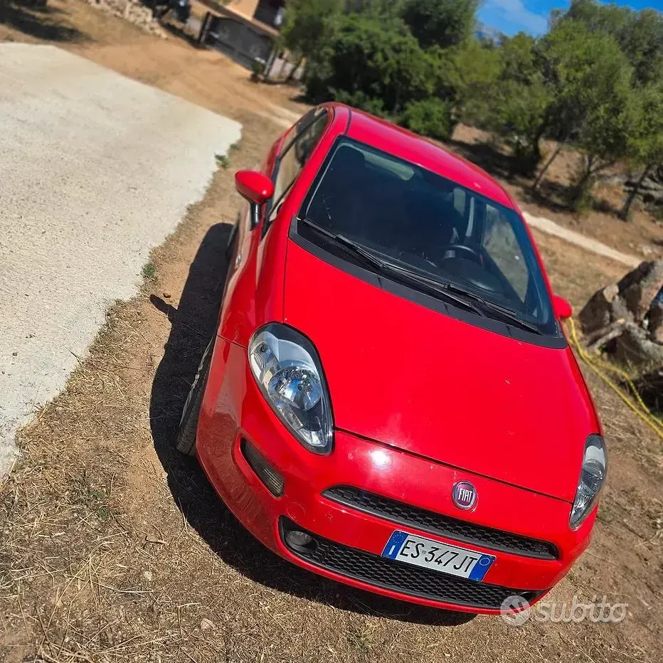Usata Fiat Punto Evo 75 CV (55 kW) 2013 Rosso Utilitaria