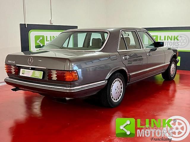 Usata Mercedes 380 SE 204 CV (150 kW) 1985 Marrone Berlina