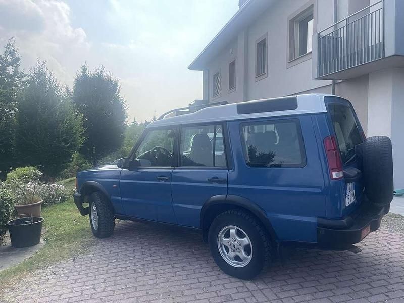 Usata Land Rover Discovery 2 Vogue 139 CV (102 kW) 2002 Bianco SUV