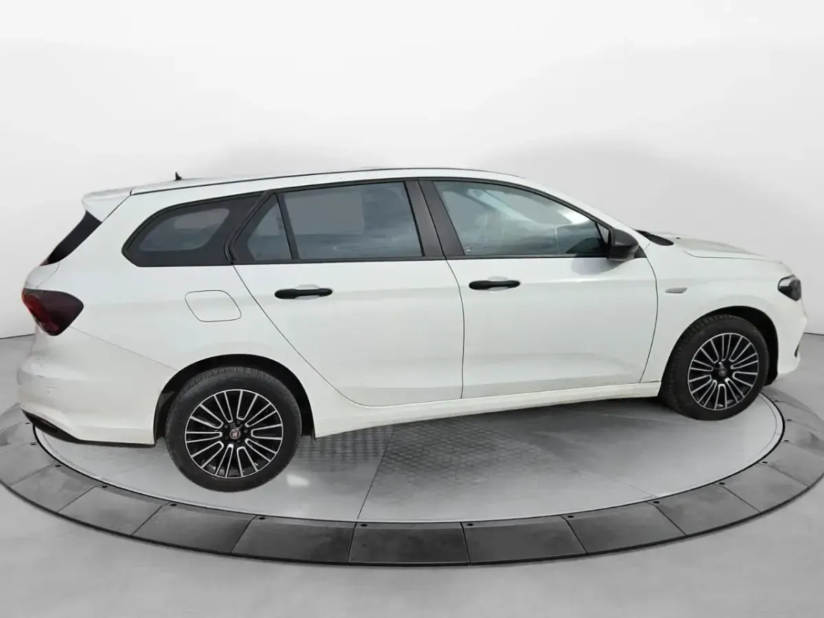 Usata Fiat Tipo 100 CV (73 kW) 2023 Bianco Station wagon