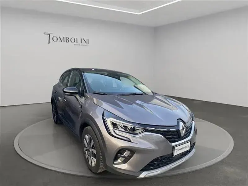 Usata Renault Captur Intens 160 CV (117 kW) 2020 Grigio metallizzato SUV