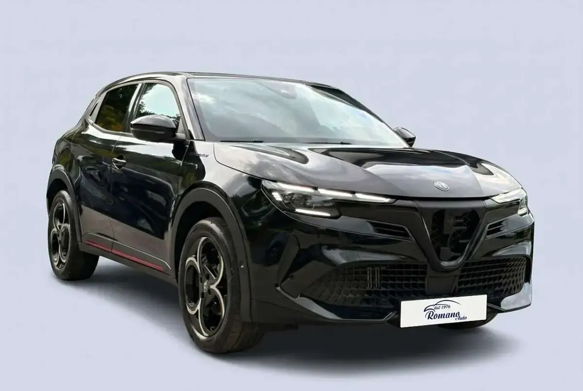 Usata Alfa Romeo GT Junior 145 CV (106 kW) 2025 Nero SUV