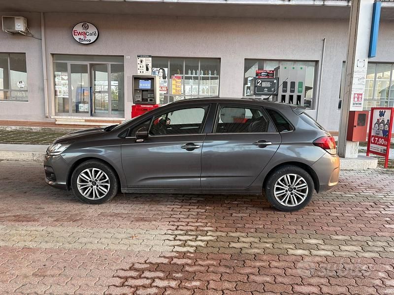 Usata Citroën C4 112 CV (82 kW) 2016 Grigio Berlina