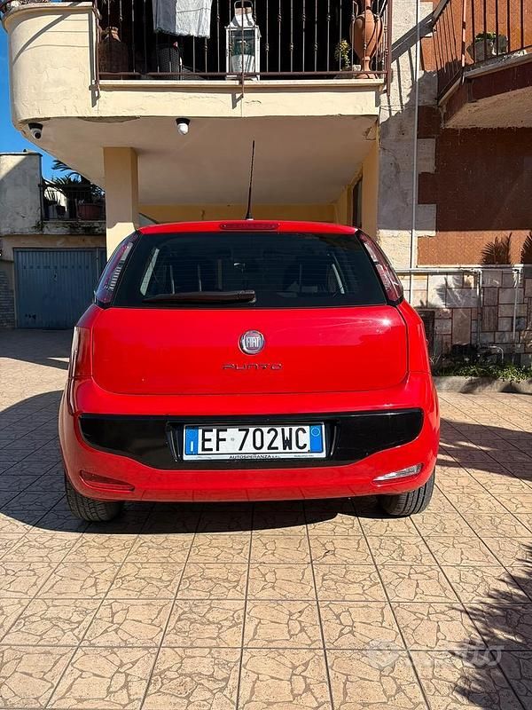 Usata Fiat Punto Evo 75 CV (55 kW) 2011 Utilitaria