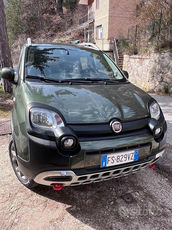 Usata Fiat Panda Cross Cross 85 CV (62 kW) 2019 Verde Utilitaria