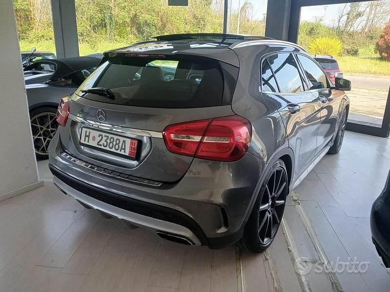 Usata Mercedes GLA45 AMG AMG 360 CV (264 kW) 2015 Grigio SUV