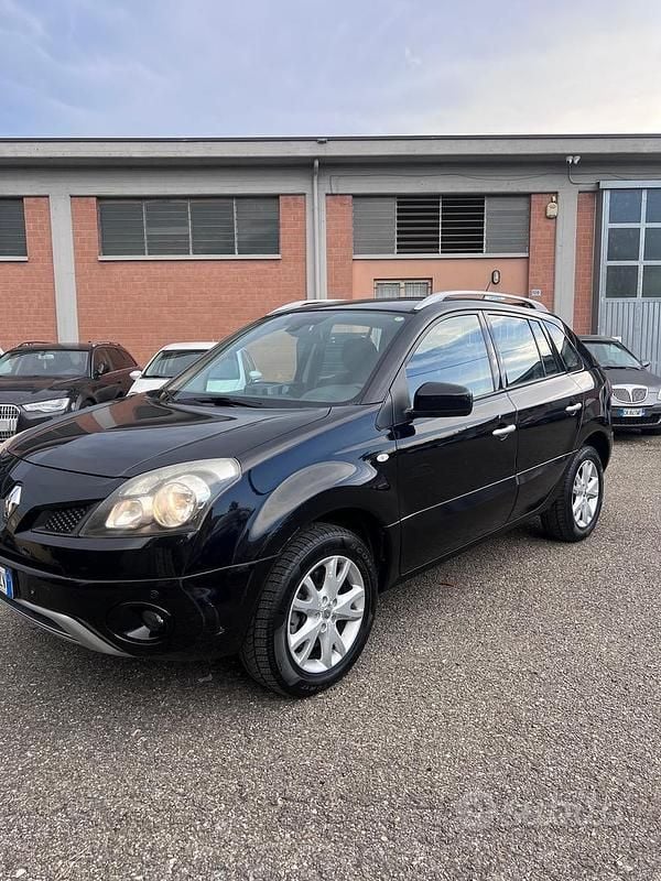 Nero Usata 2008 Renault Koleos SUV | 3500 € (Buon prezzo) - Immagine 1/4