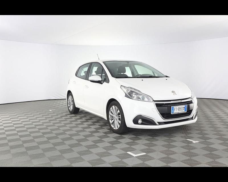 Usata Peugeot 208 Active 82 CV (60 kW) 2019 Bianco Utilitaria