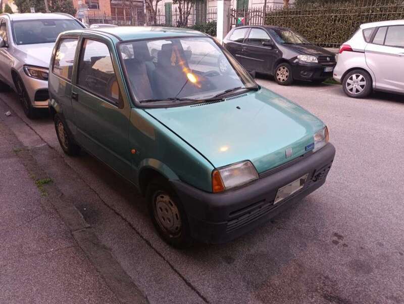 Usato 1994 Fiat Cinquecento 0.7 Benzin 30 CV (900 €)