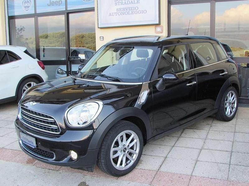 Usata Mini Park Lane Countryman 111 CV (81 kW) 2015 Nero SUV