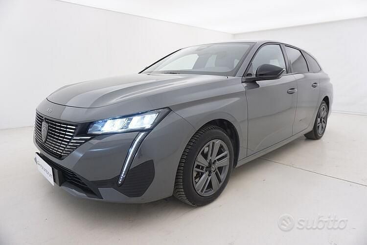 Usata Peugeot 308 Allure+ 131 CV (96 kW) 2024 Grigio Station wagon