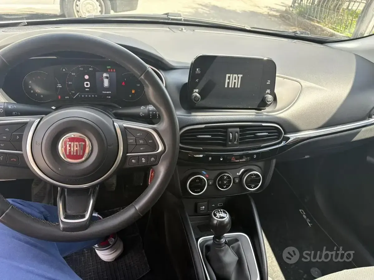Usata Fiat Tipo 120 CV (88 kW) 2022 Bianco Berlina