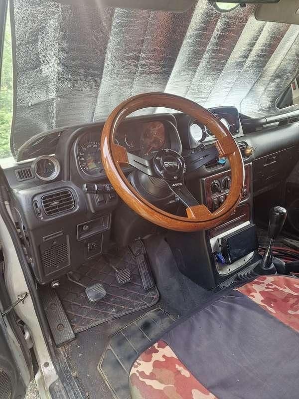Gebraucht Hyundai Galloper Comfort 101 PS (74 kW) 1998 Grau SUV