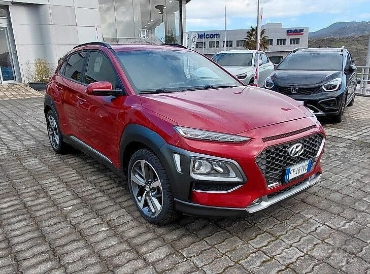 Usata Hyundai Kona Xpossible 115 CV (84 kW) 2019 Rosso SUV