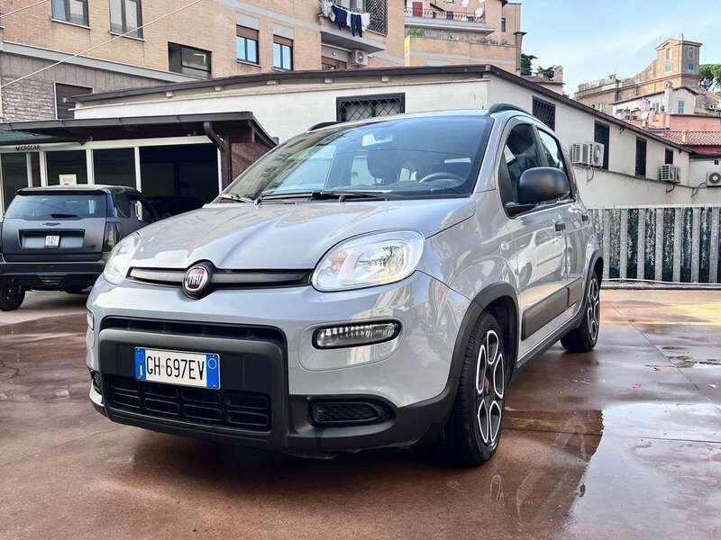 Grigio Usata 2021 Fiat Panda City Life Due volumi | 12.000 € (Cara) - Immagine 1/4