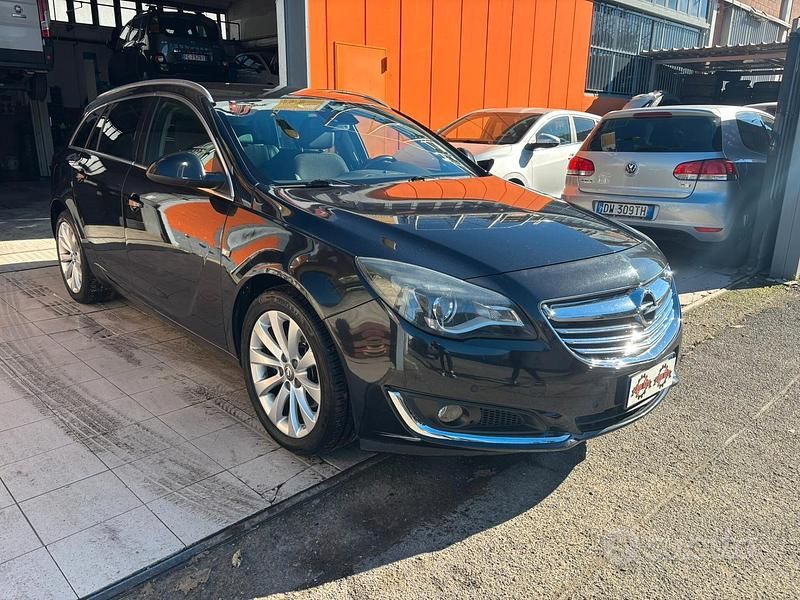 Usata Opel Insignia Cosmo 163 CV (119 kW) 2014 Nero Station wagon