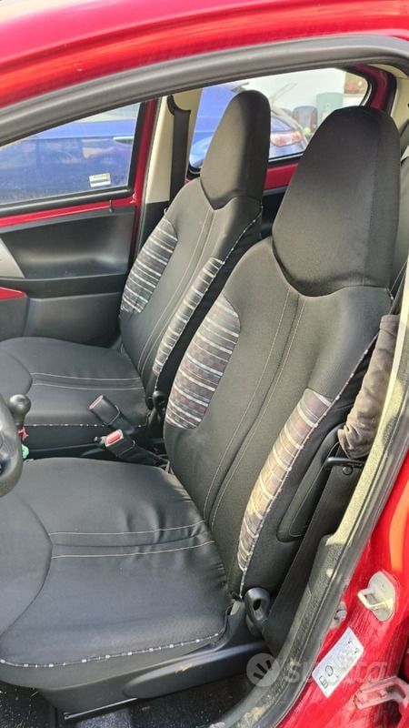 Usata Citroën C1 68 CV (50 kW) 2013 Rosso Utilitaria
