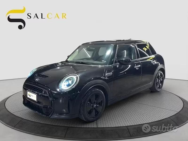 Usata Mini Cooper S 180 CV (132 kW) 2022 Nero Utilitaria