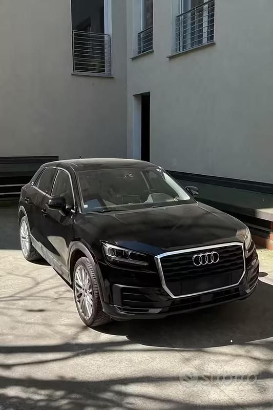 Usata Audi Q2 Premium 116 CV (85 kW) 2016 Nero SUV