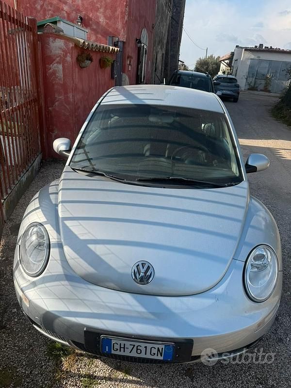 Usata VW New Beetle 2007 Grigio Utilitaria