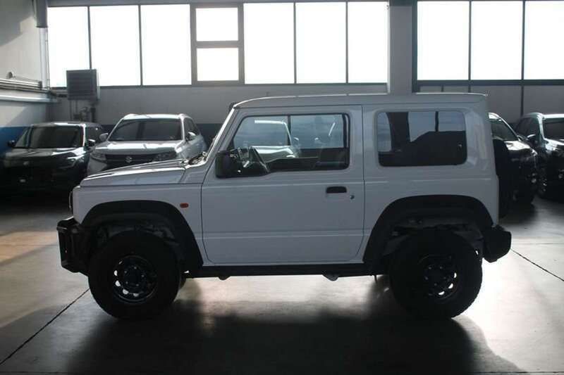 Usata Suzuki Jimny 102 CV (75 kW) 2022 Bianco SUV