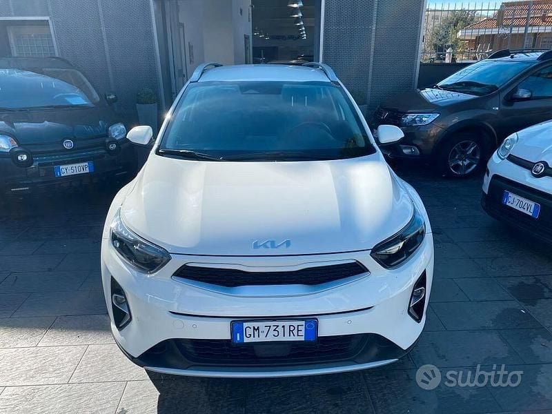 Usata Kia Stonic Urban 84 CV (61 kW) 2023 Bianco SUV
