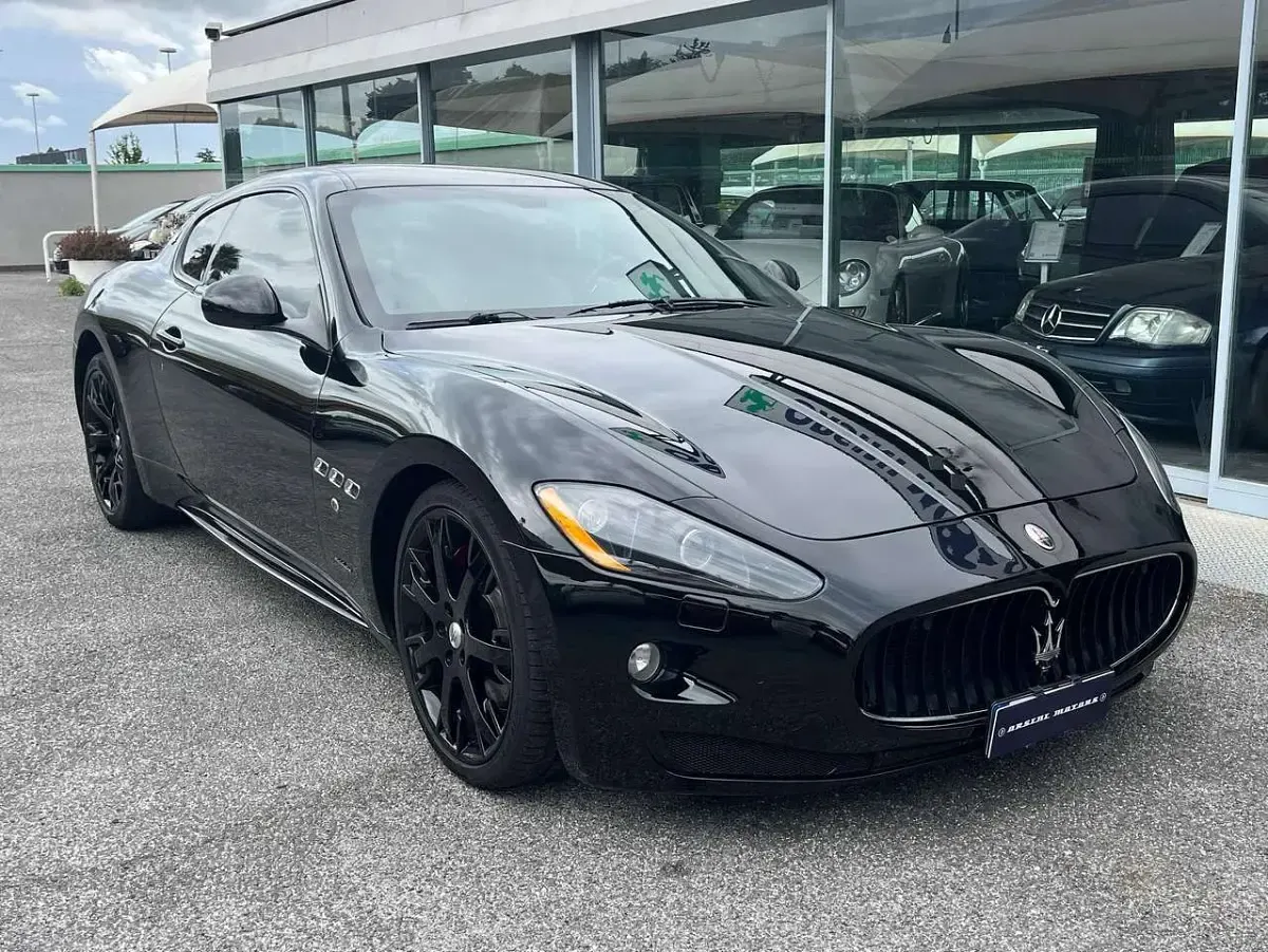 Usata Maserati Granturismo 450 CV (330 kW) 2010 Nero Coupé