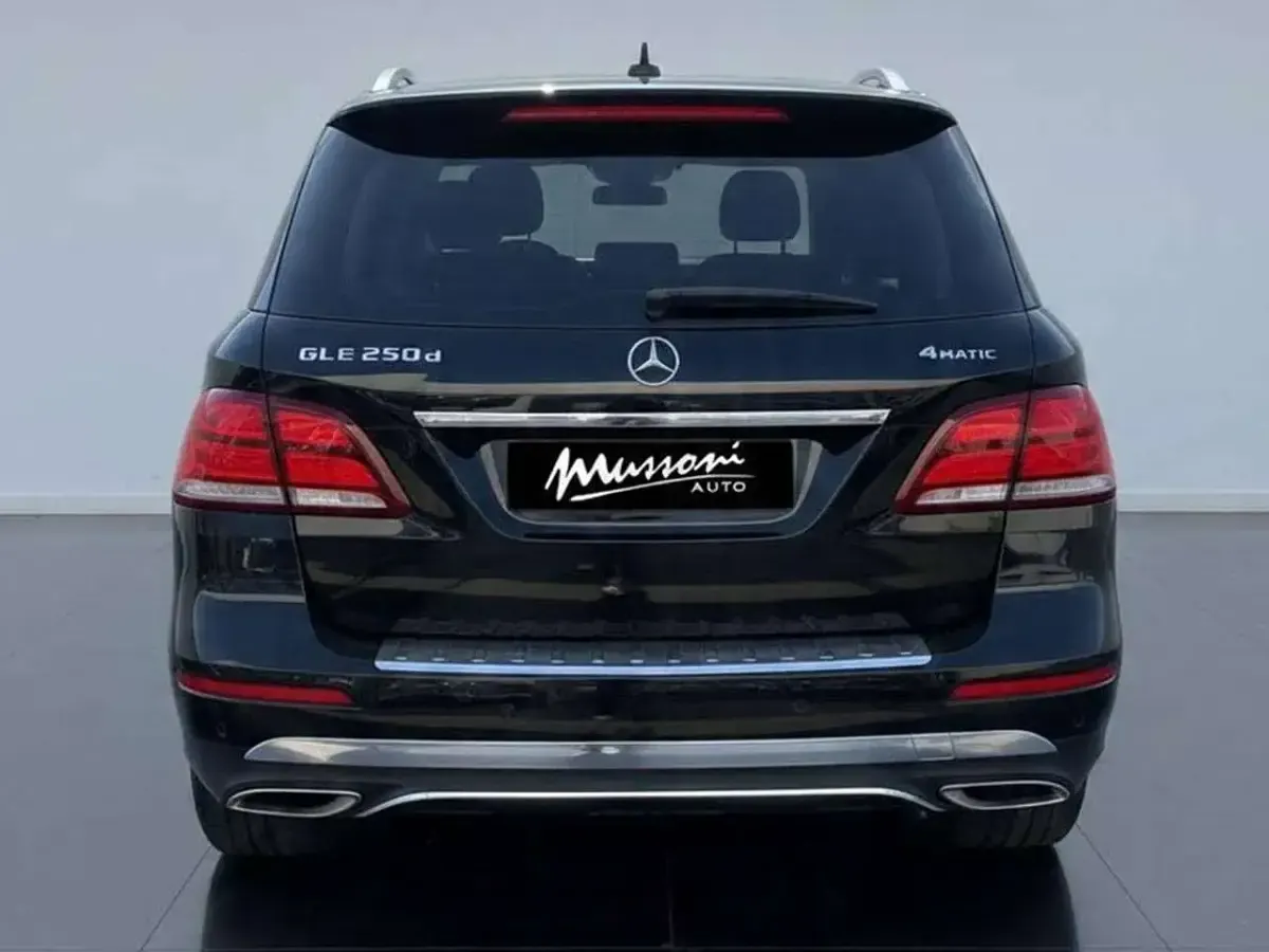 Usata Mercedes GLE250 204 CV (150 kW) 2018 Nero met. SUV