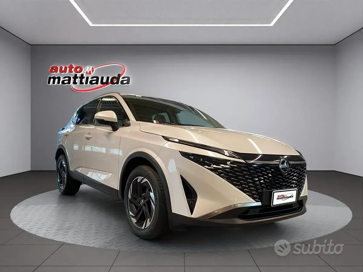 Usata Nissan Qashqai N-Connecta 158 CV (116 kW) 2025 Bianco SUV