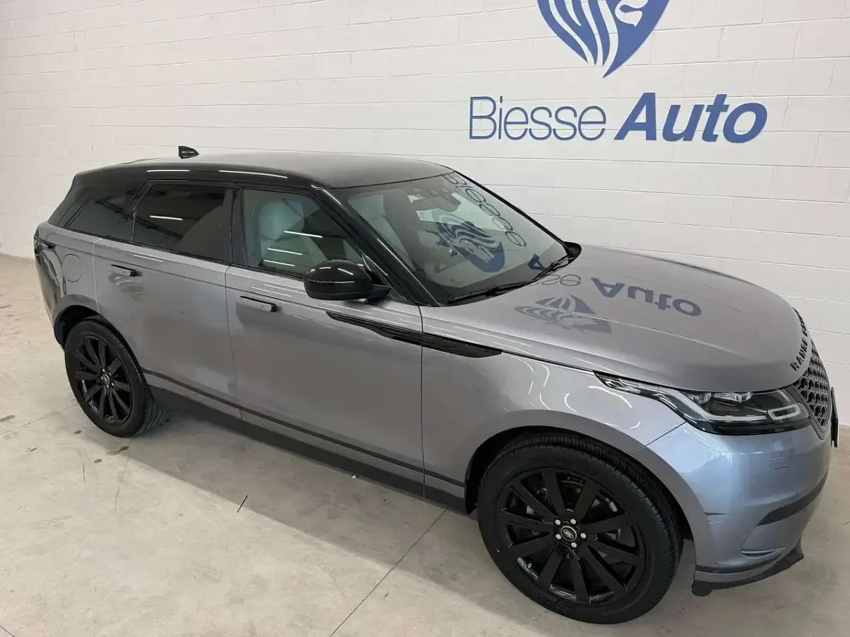 Usata Land Rover Range Rover Velar R-Dynamic 179 CV (131 kW) 2019 Grigio eyer SUV
