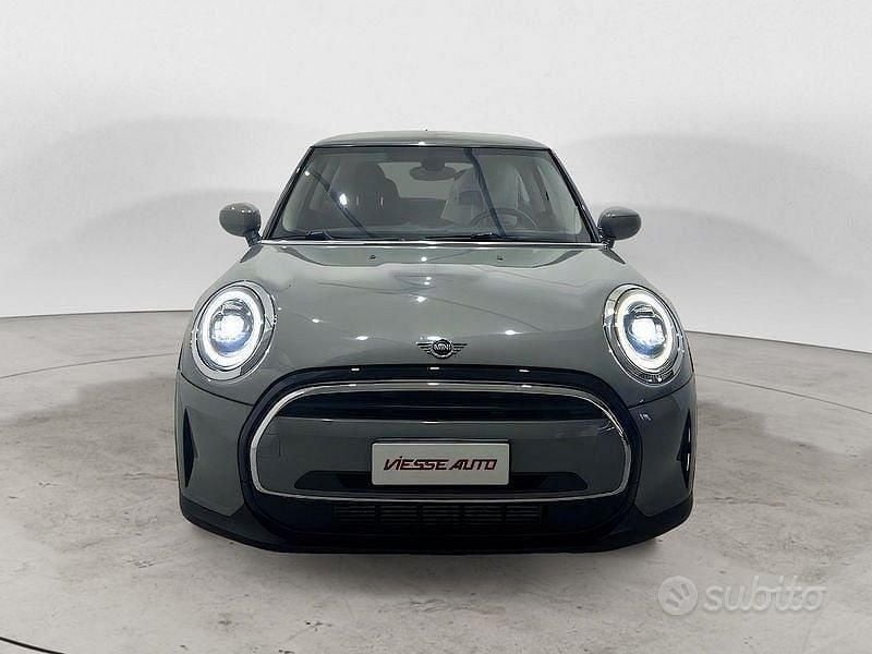 Usata Mini ONE Classic 75 CV (55 kW) 2021 Grigio Utilitaria