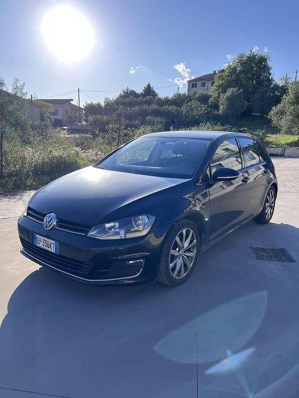 Usata 2013 VW Golf Highline Tre volumi | 6800 € (Super prezzo) - Immagine 1/4