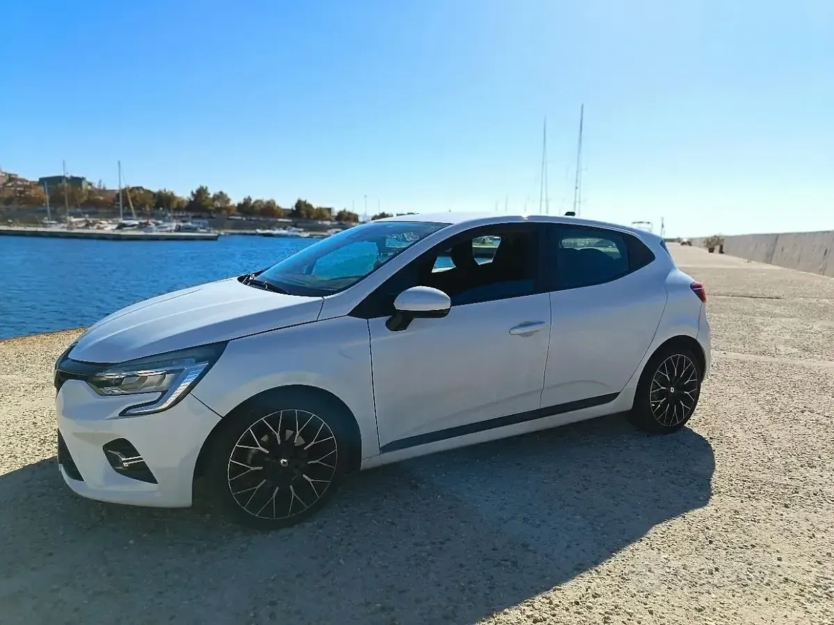 Usata Renault Clio 101 CV (74 kW) 2021 Bianco Utilitaria