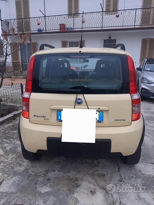 Usata Fiat Panda 4x4 Climbing 60 CV (44 kW) 2004 Giallo Utilitaria