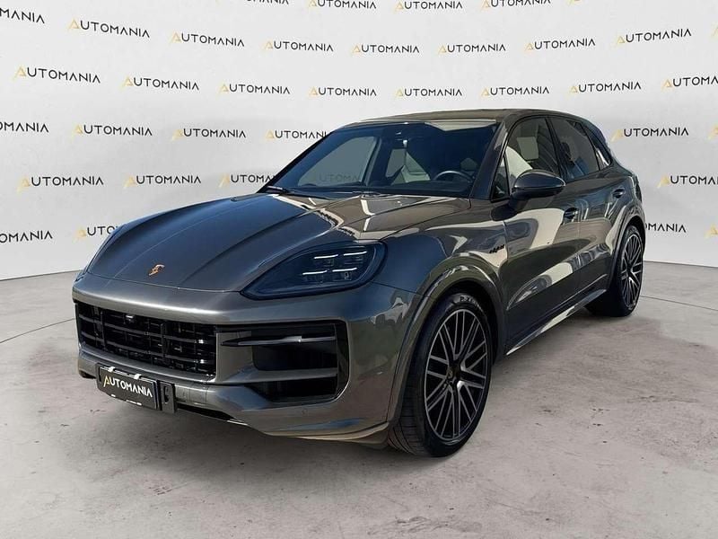 Other Usata 2024 Porsche Cayenne SUV | 116.800 € (Buon prezzo) - Immagine 1/4