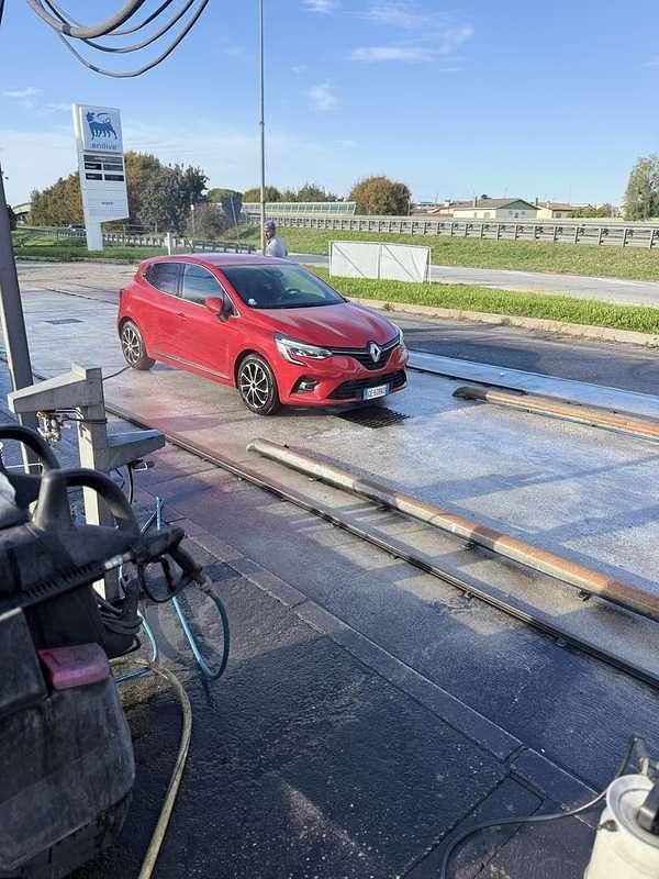 Usata Renault Clio V SE 72 CV (52 kW) 2021 Berlina