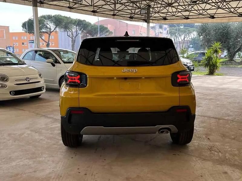 Usata Jeep Avenger Summit 110 CV (80 kW) 2024 Nero SUV