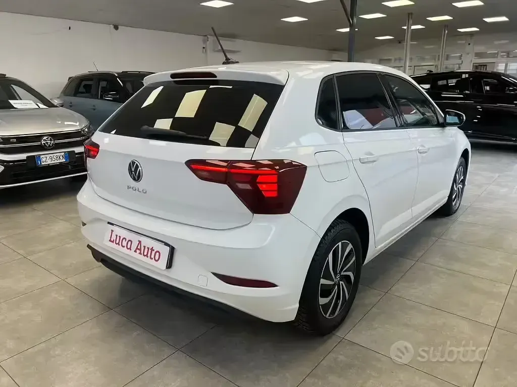 Usata VW Polo 95 CV (69 kW) 2023 Bianco Utilitaria