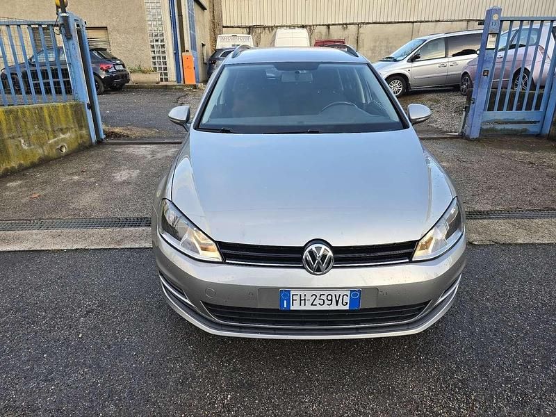 Usata VW Golf VII Executive 110 CV (80 kW) 2017 Grigio Station wagon