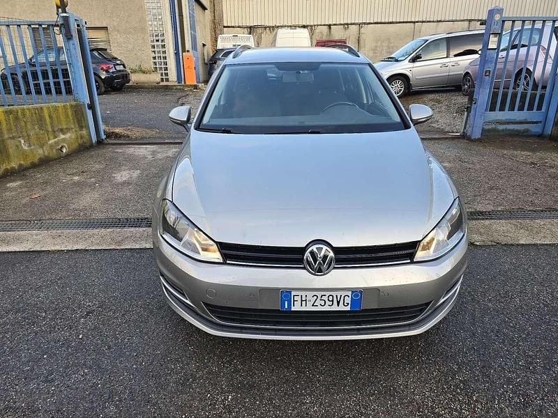 Usata VW Golf VII Executive 110 CV (80 kW) 2017 Grigio Station wagon