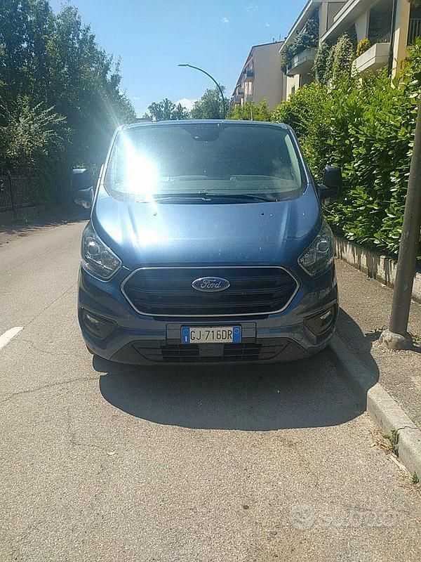 Usata Ford E-Transit 160 kW (218 CV) 2022 Blu Furgone