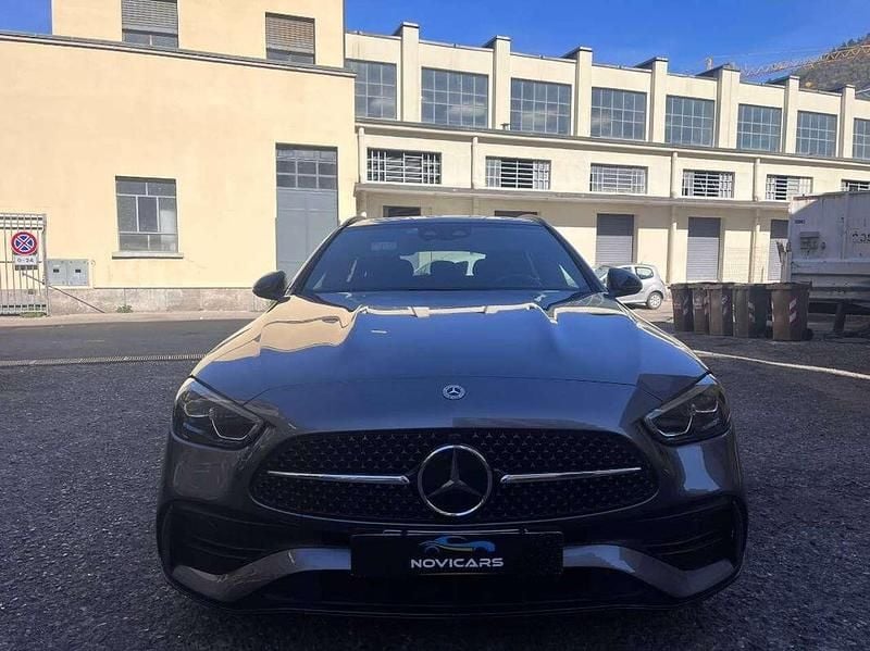Usata Mercedes C220 AMG Line Premium Plus 200 CV (147 kW) 2025 Grigio Berlina