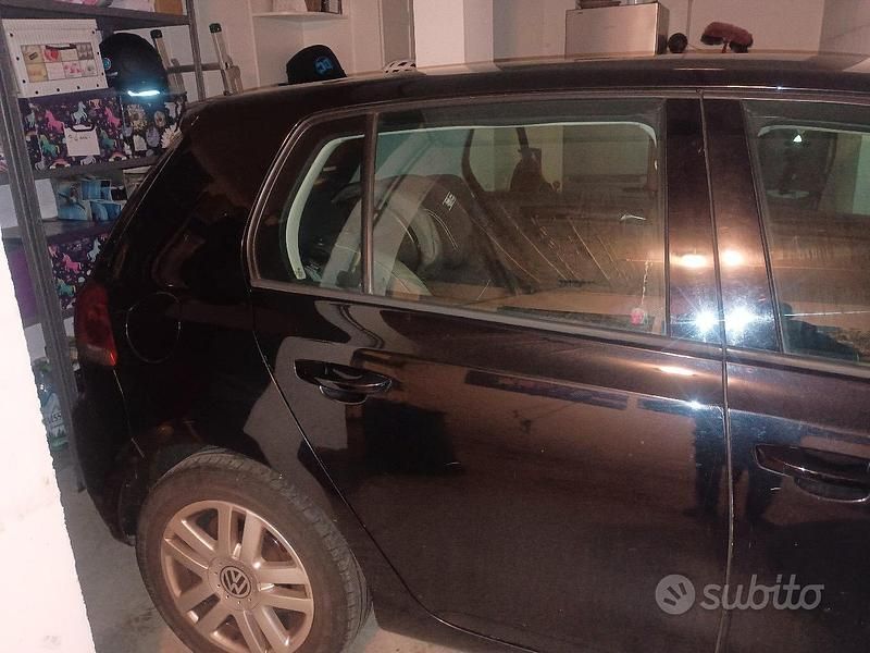 Usata VW Golf VII 105 CV (77 kW) 2012 Nero Berlina